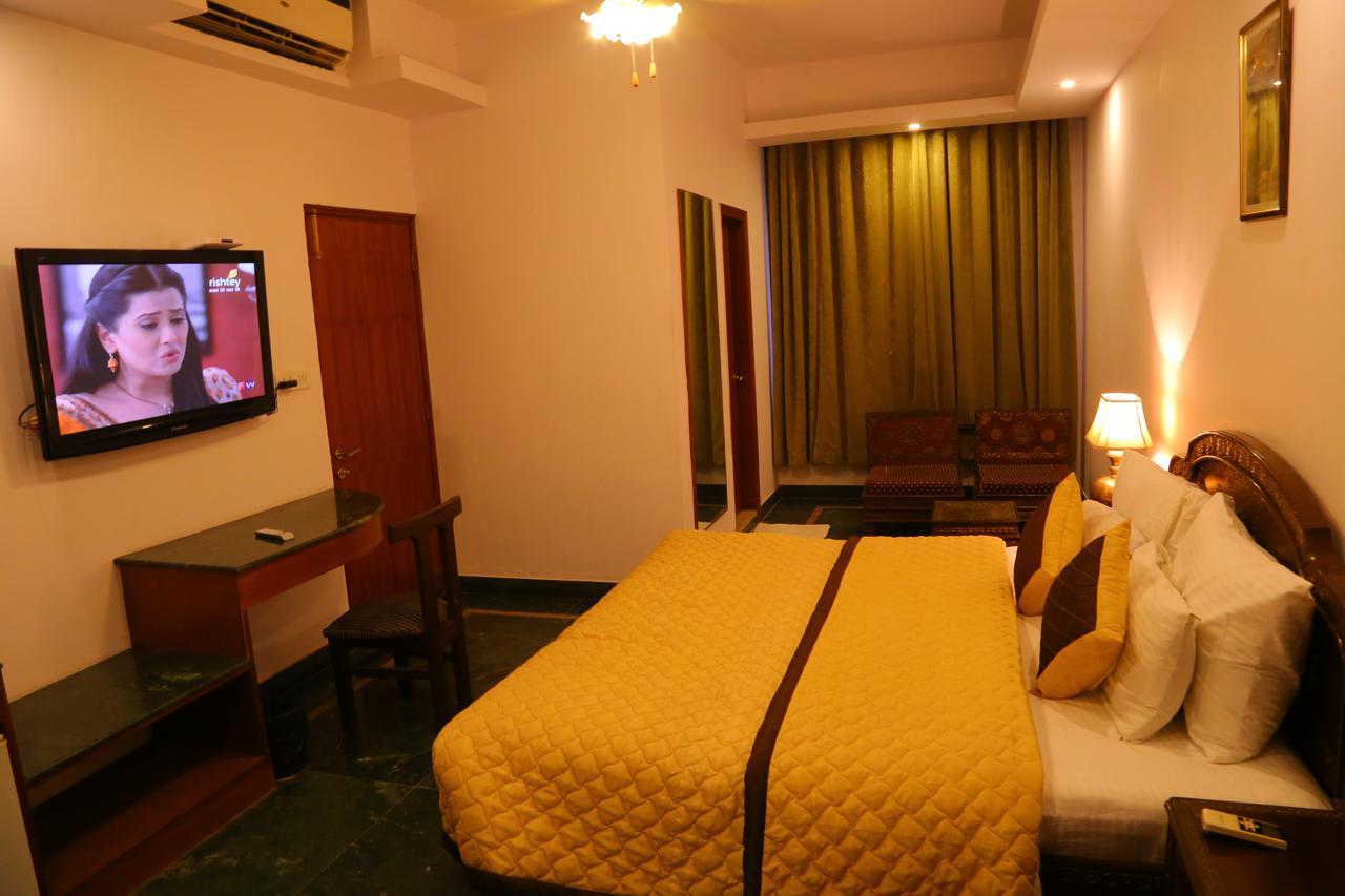 Magsons Resorts Kosi Buitenkant foto