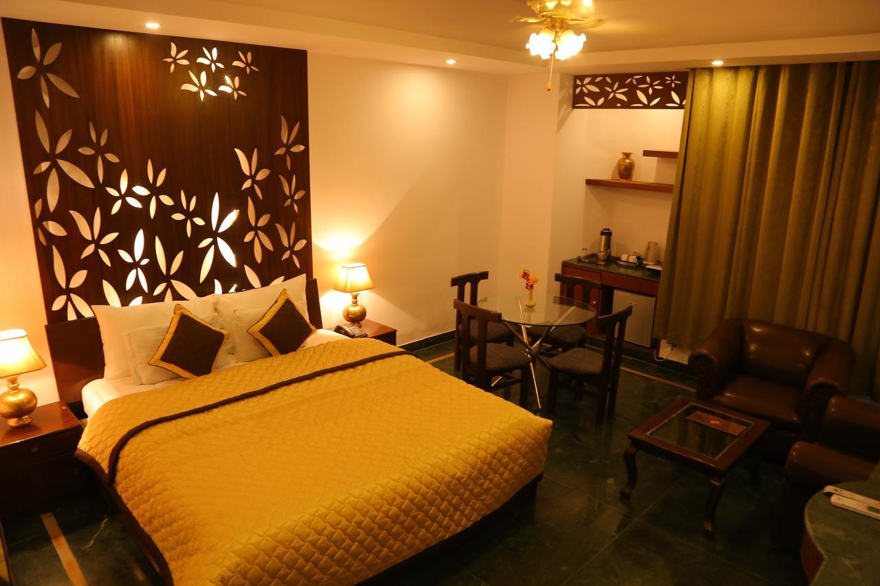 Magsons Resorts Kosi Buitenkant foto