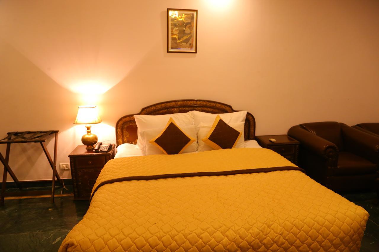 Magsons Resorts Kosi Buitenkant foto