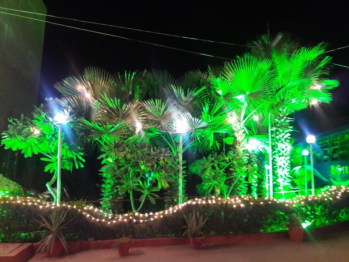 Magsons Resorts Kosi Buitenkant foto